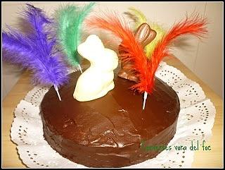 Mona de Pasqua Sacher con mermelada y trufa