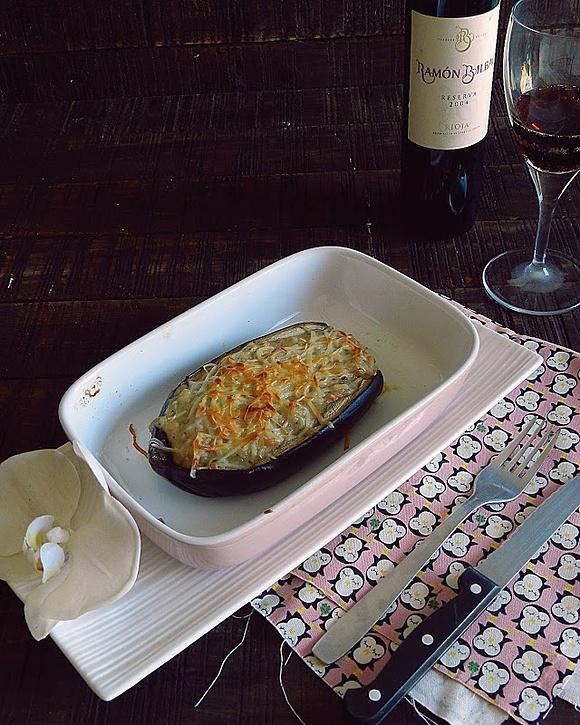 Berenjenas rellenas de salmón ahumado y gambas