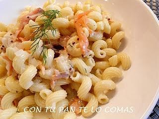 Pasta con salmón ahumado