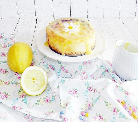 Tarta de queso con limón y lemon curd