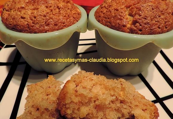 Magdalenas con restos de leche de almendra
