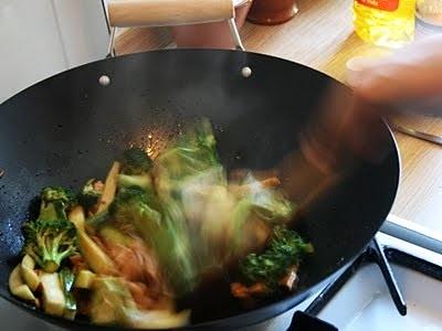 Wok de pollo y verduras