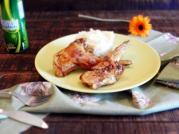 Conejo al ajillo con cerveza y limón