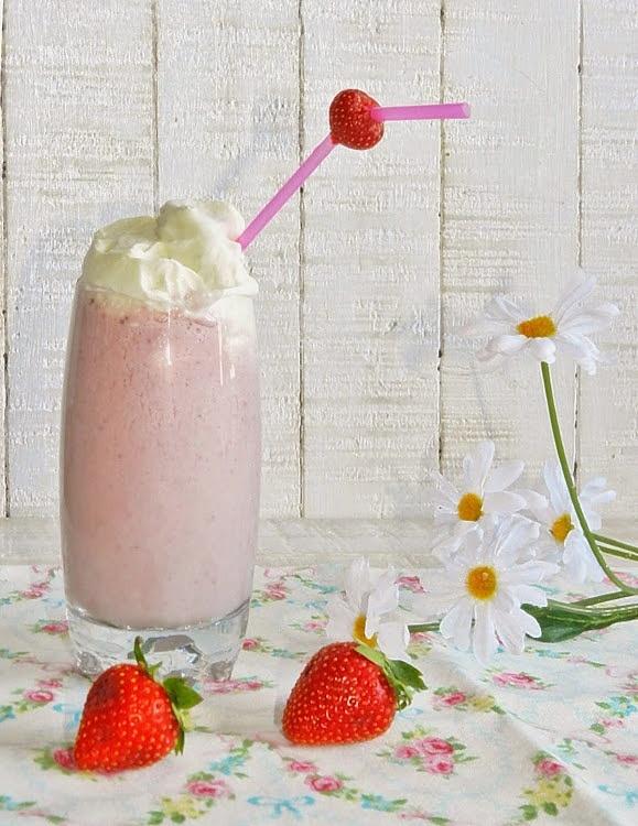 Batido de fresas y lychee