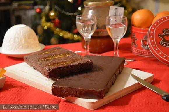 Turrón de chocolate, naranja y miel