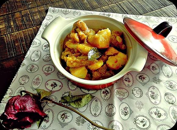 Costillas guisadas con patatas