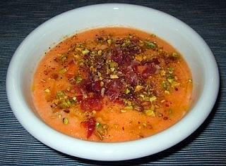 HEMC #1: Sopa fría de melón con jamón y pistachos
