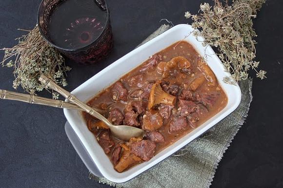 Estofat de vedella amb rossinyols