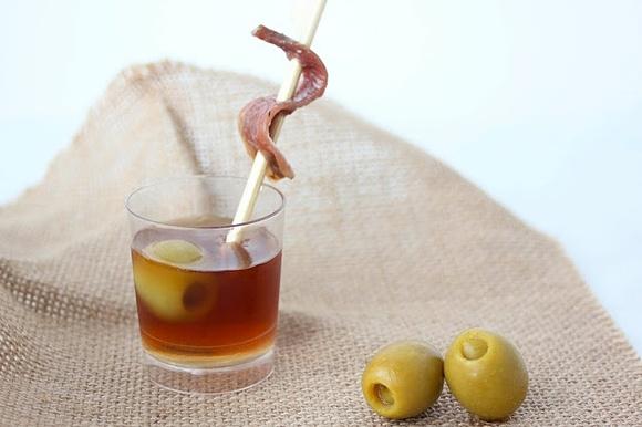 Dihydroartemisinin vermut