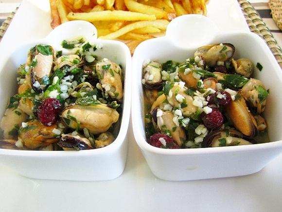 Mejillones con patatas fritas
