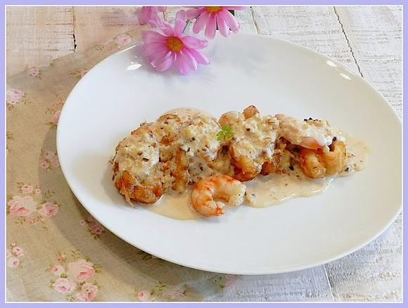 Rollitos de lenguado en salsa de almendras