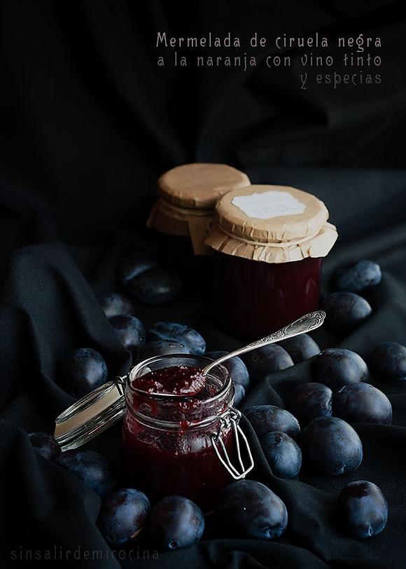 Mermelada de ciruela negra, naranja, vino tinto y especias