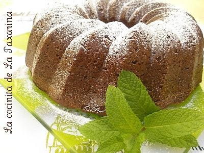 Pastel de bundt de doble chocolate