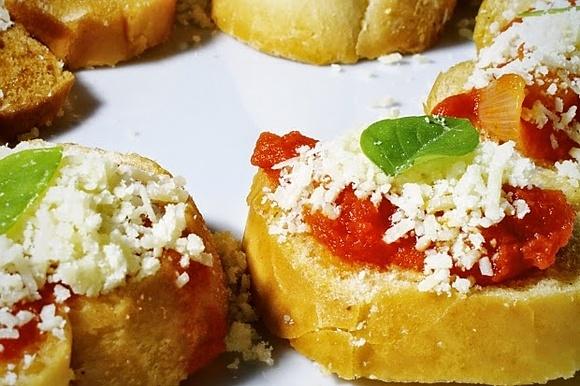 Receta para hacer croquetas de ajo y queso