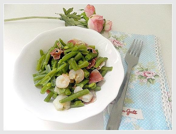 Judías verdes salteadas con jamón y gambas