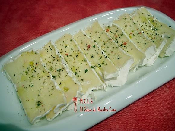 Aperitivo rico en calcio de queso brie