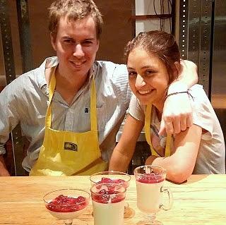 Panacota de yogur con frutos rojos para parejas