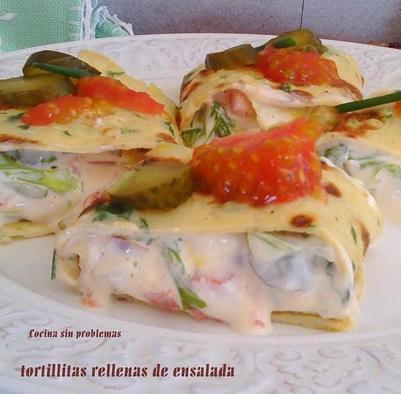 Tortillitas rellenas de ensalada
