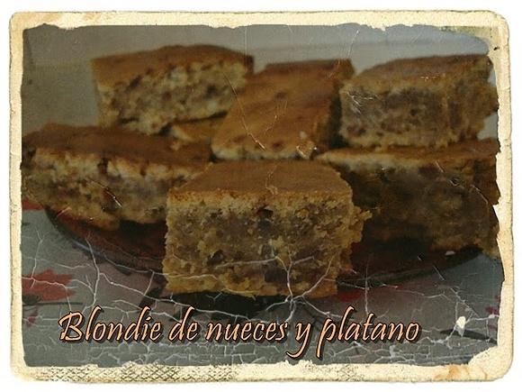 Blondies de nueces y plátano