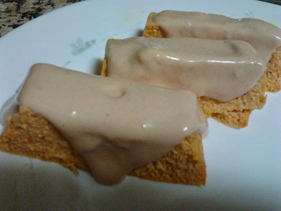 Pastel de surimi con salsa rosa