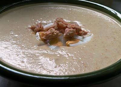 Salmorejo de esparragos blancos