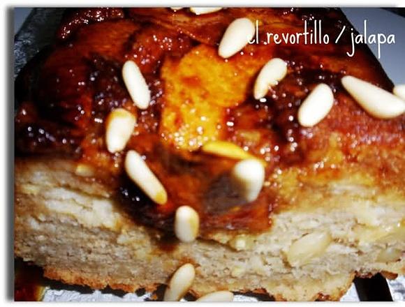 Plum-cake de manzanas y caramelo
