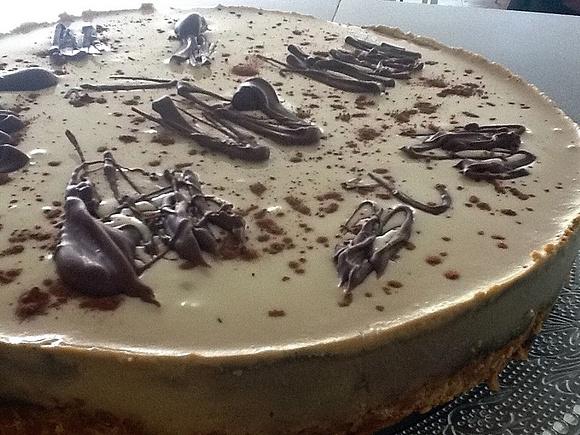 Tarta de bombón de Baileys con chocolate blanco