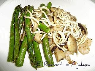 Ensalada de trigueros y champiñones