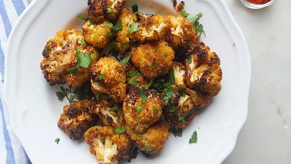 Coliflor asada con pimentón y ajo
