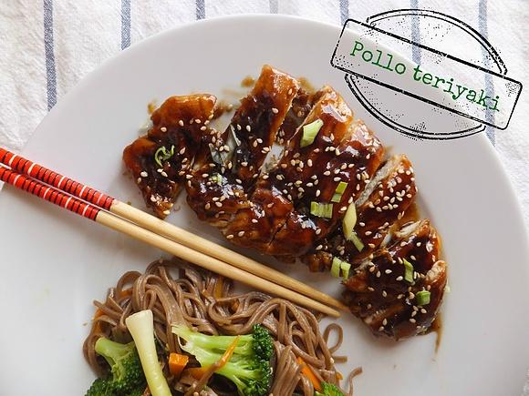 Pollo teriyaki con salsa casera y fideos soba en 20 minutos