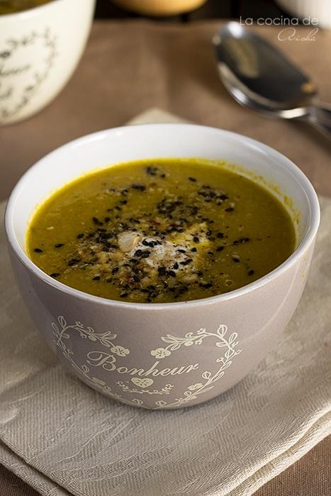 Crema de zanahoria con cilantro y dukkah