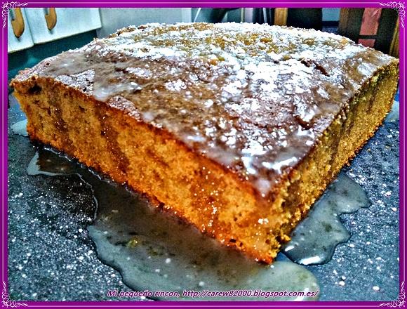 Bizcocho de zanahoria y glaseado de naranja