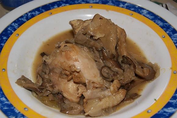 Pollo a la cazadora
