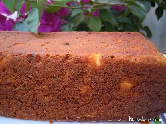 Pastel de tomates secos y queso feta