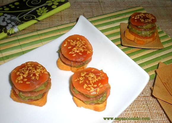 Milhojas de salmón y aguacate