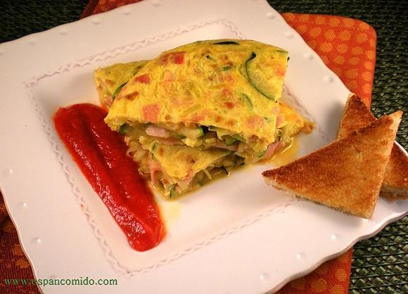 Tortilla de calabacín y jamón