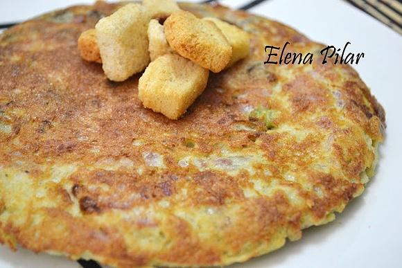 Tortilla de habas frescas con jamón