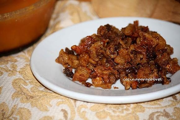 Chicharrones  y manteca colora