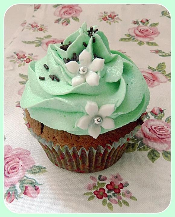 Cupcakes de chocolate y menta con sabor a after eight