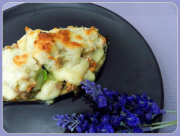Berenjenas rellenas de pollo y verduras