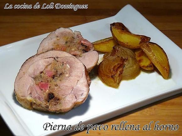 Pierna de pavo rellena al horno