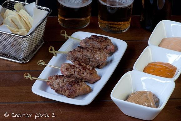 Brochetas de carne