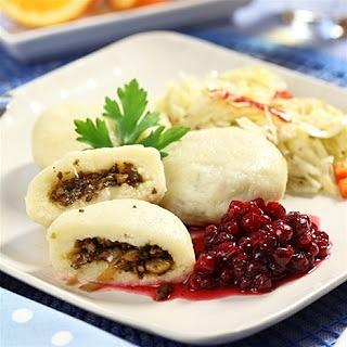 Bola de patata rellena de jamón ahumado y especias