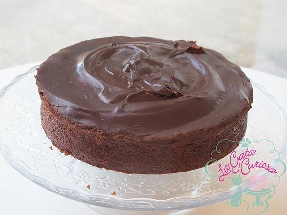 Pastel de café y dátil