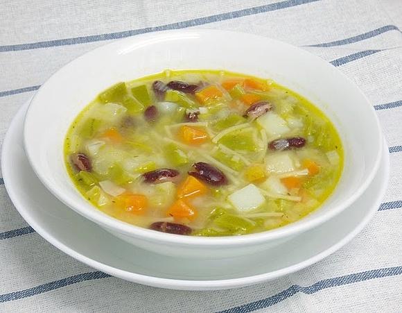 Sopa minestrone
