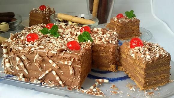 Cómo hacer virutas de chocolate para decorar tartas