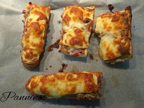 Panninis de atún jamón y queso