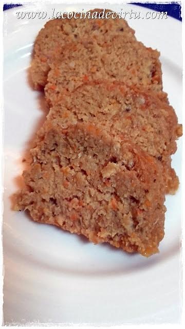 Pastel de carne con ketchup