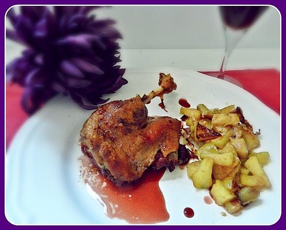 Confit de pato al Oporto con manzana y foie