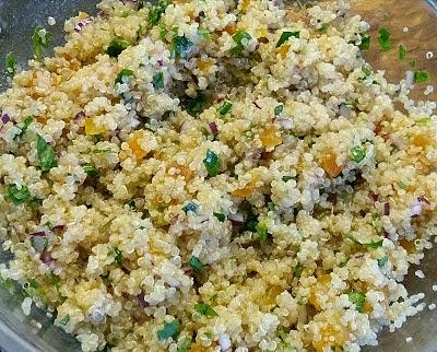 Quinoa con vinagrete de damascos